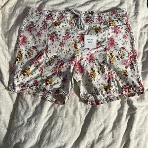 KIWI Fresh White Floral Drawstring Shorts Women’s Size 14